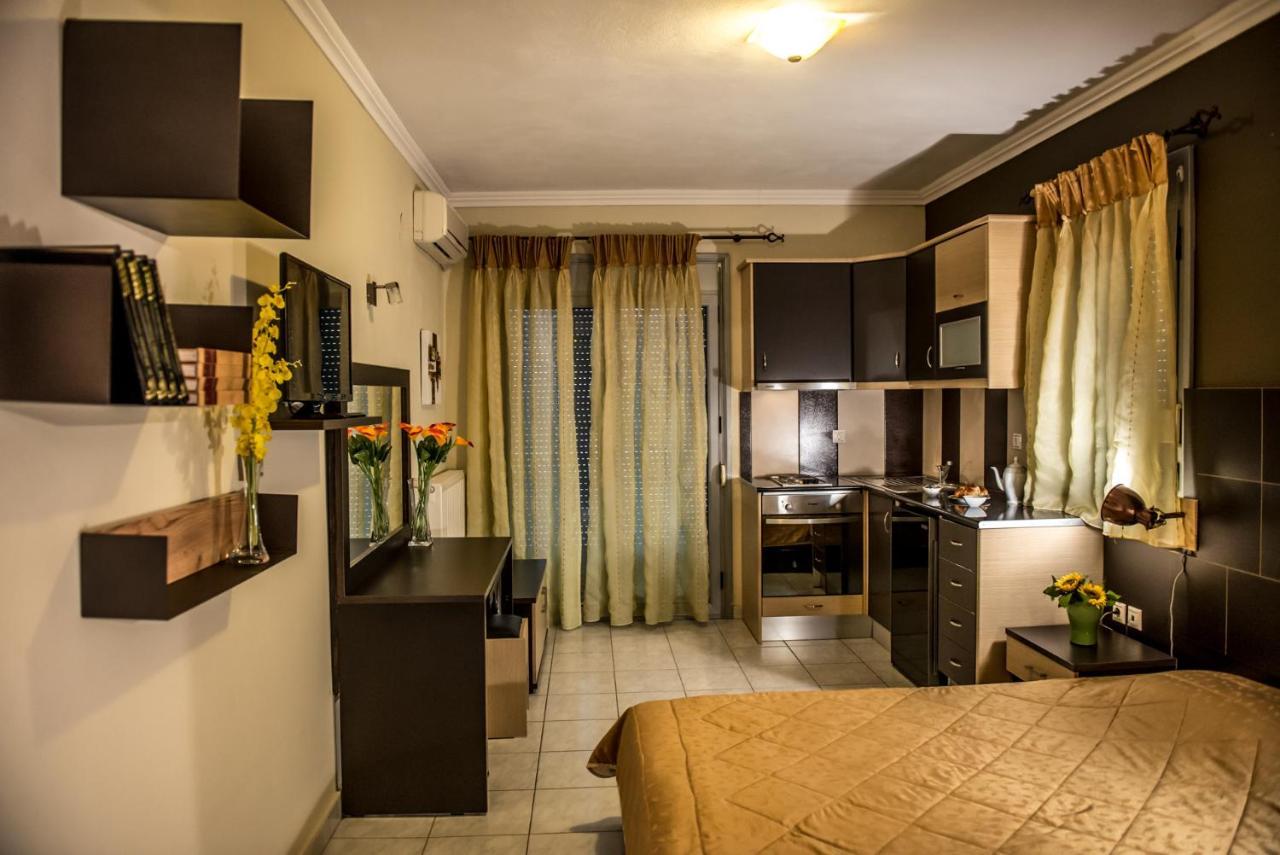 Sozos Inn Hotel Vonitsa Exteriör bild
