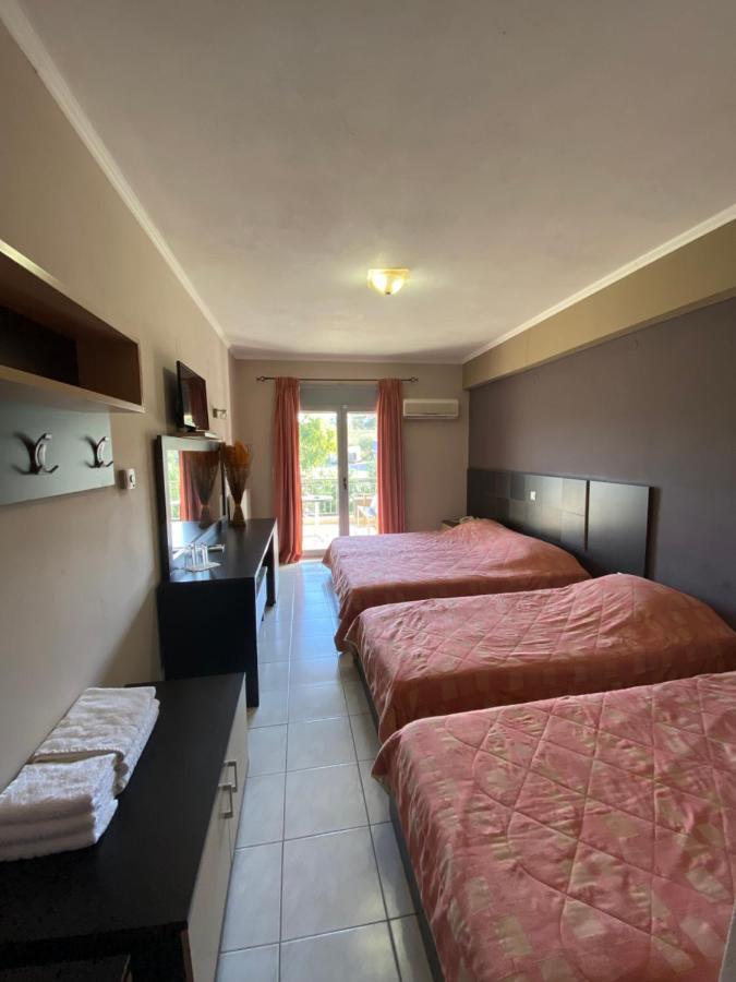 Sozos Inn Hotel Vonitsa Exteriör bild