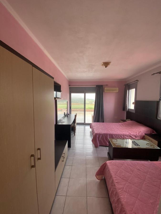 Sozos Inn Hotel Vonitsa Exteriör bild
